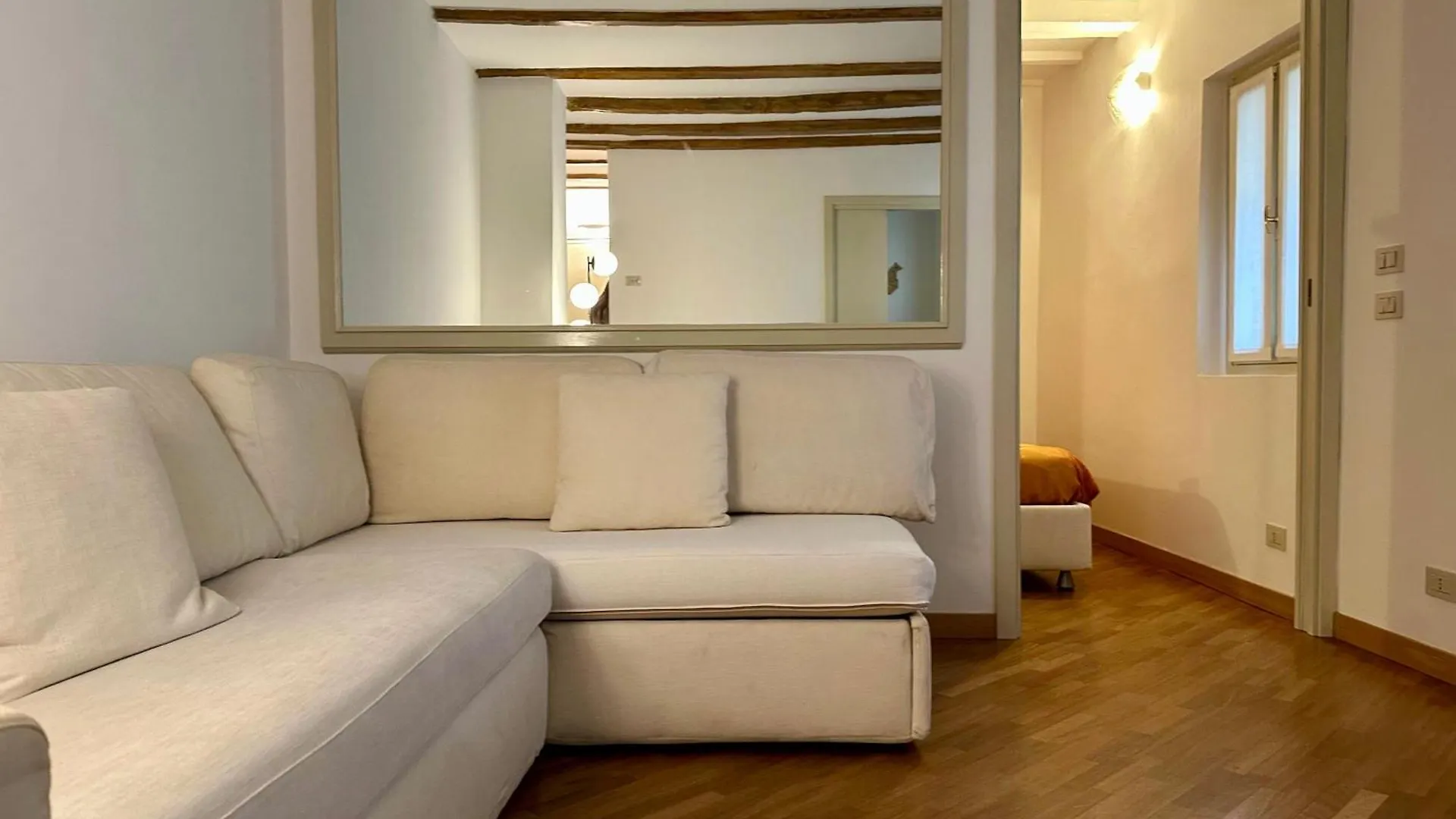 Pontaccio 4 Bilo Lägenhet Milano Italien